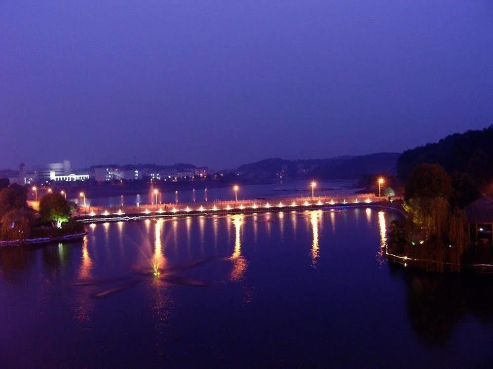 Dolton Resort Tongshenghu ฉางซา ภายนอก รูปภาพ